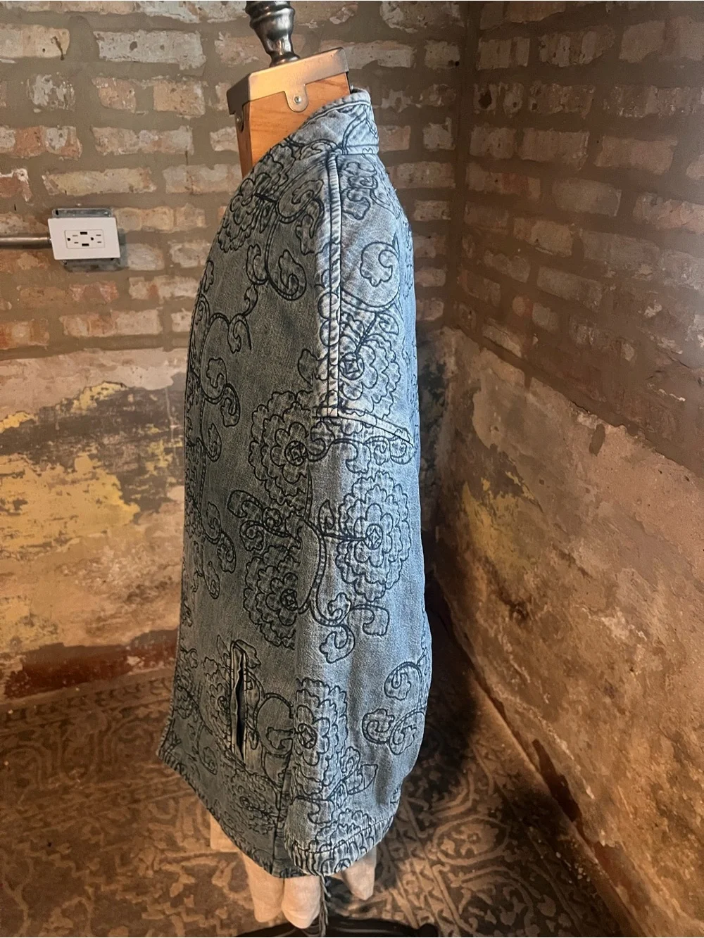 Lucky Brand quilted denim kimono. Woman’s size small